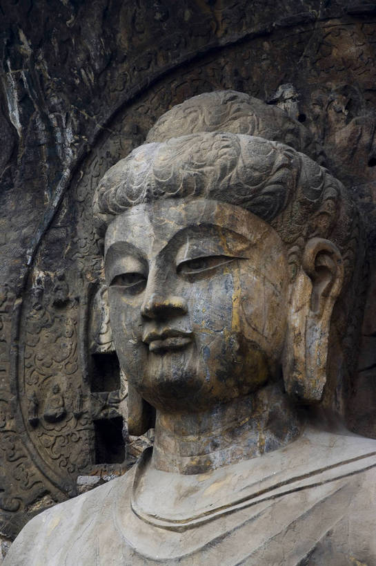 竖图,彩色,室外,旅游,度假,名胜古迹,标志建筑,地标,建筑,龙门石窟,中国,亚洲,节日,遗迹,雕像,塑像,文化遗产,古迹,历史,文化,文物,娱乐,建设,佛,古建筑,建筑物,古代,祈祷,享受,休闲,健康,旅游胜地,放松,竖,许愿,摄影,宗教,洞穴,佛教,信仰,纪念,祈求,文明,中国文化,石窟,古文明,东亚,龙门,中华人民共和国,河南省,洛阳,释教,古远,平安,彩图,旅行,传统文化,bj174