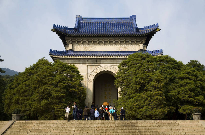 横图,彩色,室外,白天,旅游,度假,名胜古迹,标志建筑,地标,建筑,南京,中国,遗迹,图片,纪念馆,建筑群,古典,古迹,文物,娱乐,建设,古建筑,江苏,享受,休闲,旅游胜地,放松,摄影,中国文化,古文明,孙中山,中山陵,旅行,传统文化,bj174