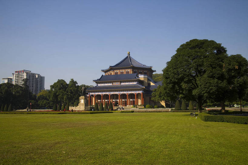 横图,彩色,室内,旅游,度假,美景,城市风光,标志建筑,城市,地标,建筑,广州,中国,亚洲,风俗,艺术,雕像,塑像,景观,建筑群,古典,娱乐,建设,传统,特色,享受,休闲,景色,放松,精神,摄影,经济,纪念,中国文化,领袖,参观,东亚,发展,广东省,孙中山,中华人民共和国,广州市,民族文化,革命,勇士,繁荣,英雄,进步,发达,制度,伟人,特别,彩图,观光,旅行,孙中山纪念堂,bj174