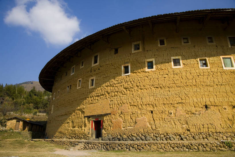 家,横图,彩色,室外,白天,旅游,度假,名胜古迹,田园,标志建筑,地标,建筑,中国,亚洲,风俗,遗迹,房屋,屋子,文化遗产,乡村,古城,古典,古迹,历史,文物,娱乐,建设,传统,古建筑,楼房,民居,少数民族,特色,住宅,古镇,古代,村庄,享受,休闲,旅游胜地,放松,精神,摄影,古代建筑,村,文明,中国文化,特殊,福建,古文明,东亚,土楼,福建省,永定县,中华人民共和国,华东地区,闽,龙岩,龙岩市,古远,流传,制度,平民,特别,旅行,房子,居住区,传统文化,永定土楼,bj174