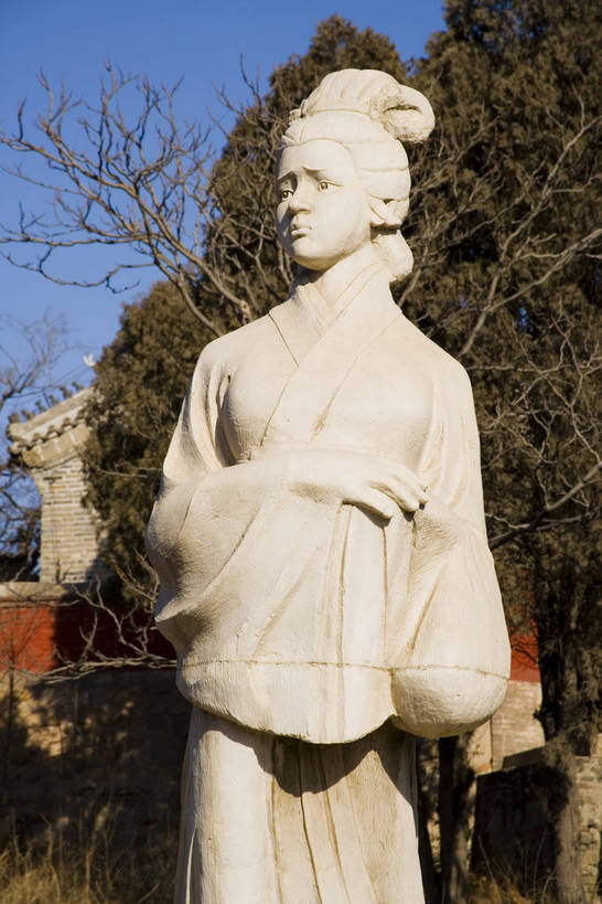 寺庙,竖图,彩色,室外,白天,旅游,度假,名胜古迹,标志建筑,地标,建筑,雕塑,长城,中国,亚洲,风俗,神话,遗迹,艺术,装饰,雕刻,雕像,塑像,文化遗产,冬天,寺院,辽阔,古典,古迹,历史,文物,娱乐,建设,传统,古建筑,石雕,特色,古代,蓝天,天空,工艺品,天,享受,休闲,广阔,旅游胜地,放松,精神,竖,摄影,城楼,古代建筑,纪念,美术,矗立,文明,中国文化,主题,传说,特殊,耸立,陈列,古文明,东亚,中华人民共和国,功能,美学,河北省,秦皇岛,挺立,古远,流传,制度,特别,传奇,旅行,庙,寺,传统文化,孟姜女庙,山海关,孟姜女,bj174