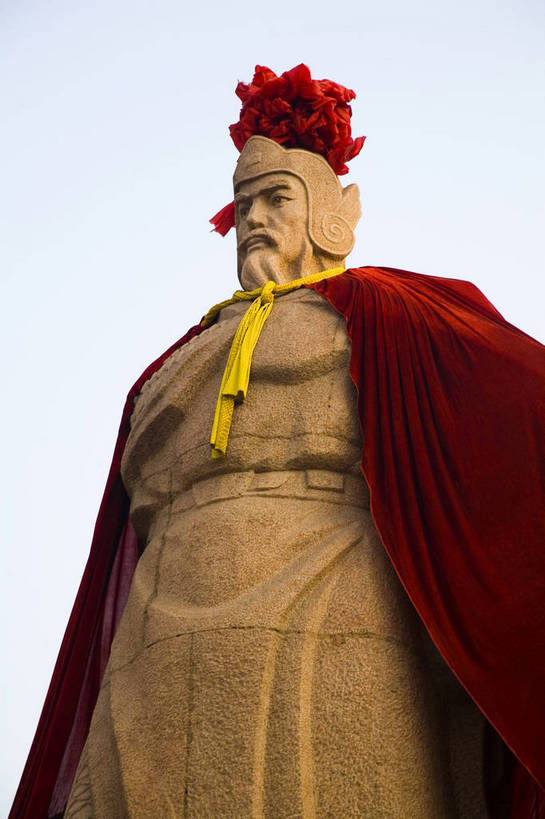 竖图,彩色,室外,旅游,度假,美景,名胜古迹,标志建筑,地标,建筑,雕塑,黄河,中国,亚洲,遗迹,雕像,塑像,图片,河岸,景观,文化遗产,冬季,冬天,岸,古迹,历史,文物,娱乐,建设,古建筑,古代,天空,天,享受,休闲,旅游胜地,景色,放松,竖,摄影,生活方式,矗立,象征,耸立,古文明,东亚,地貌,陕西省,中华人民共和国,挺立,英雄,古远,冬日,涧,山涧,溪涧,旅行,游览,地质,bj174