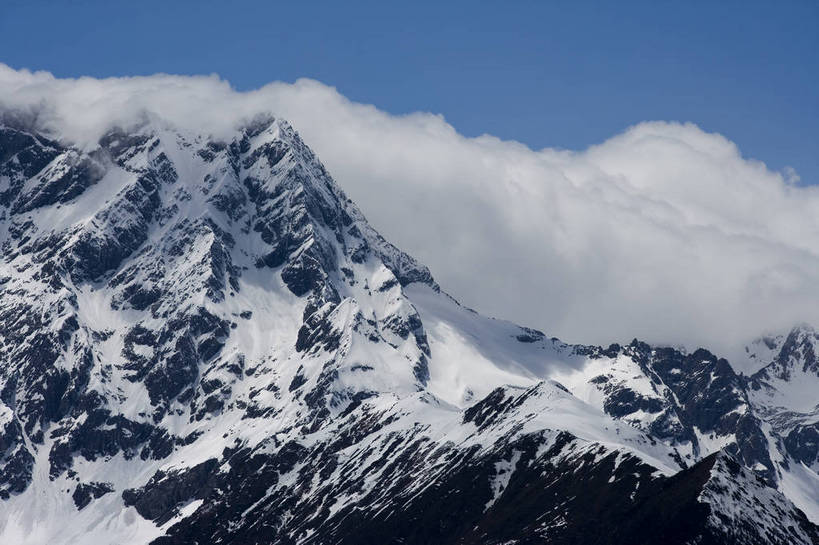 横图,彩色,旅游,度假,名胜古迹,山,雪山,标志建筑,地标,建筑,中国,亚洲,遗迹,高山,景观,云,古迹,文物,娱乐,建设,古建筑,云南,天空,自然,享受,休闲,旅游胜地,景色,放松,摄影,地理,自然风光,古文明,东亚,地貌,白马雪山,中华人民共和国,旅行,bj174