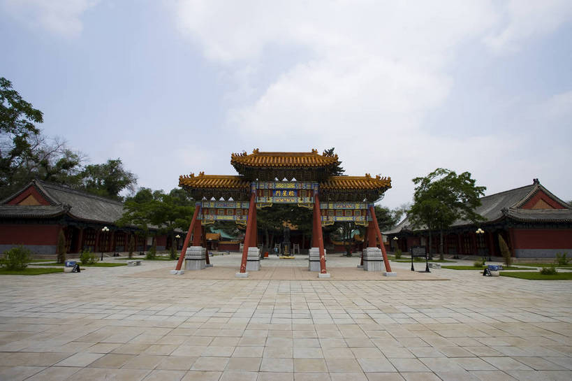 寺庙,横图,彩色,室外,白天,旅游,度假,名胜古迹,标志建筑,地标,建筑,中国,亚洲,遗迹,民俗,图片,文化遗产,建筑群,古典,古迹,文物,娱乐,建设,古建筑,树木,享受,休闲,旅游胜地,放松,摄影,哈尔滨,美好,文明,中国文化,古文明,东亚,黑龙江,文庙,中华人民共和国,幽静,旅行,庙,传统文化,bj174