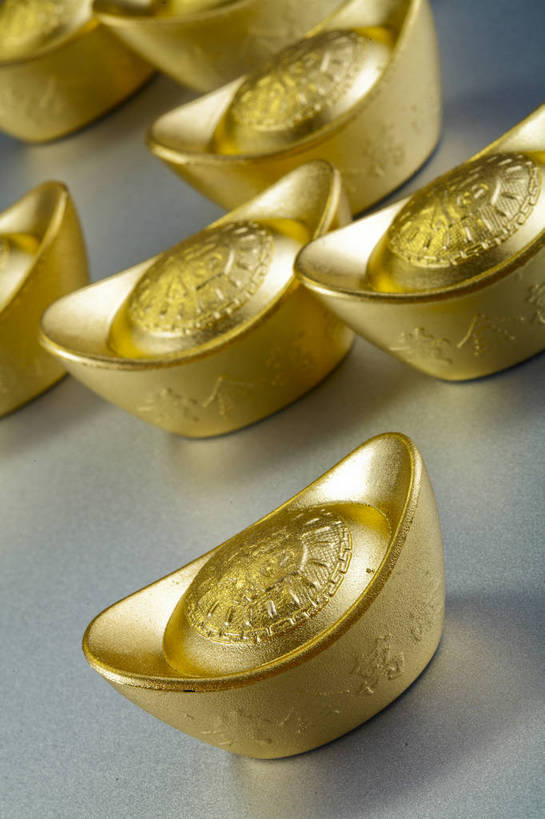 竖图,彩色,背景,钱,静物,中国,许多,图片,纹理,文化遗产,艺术品,很多,装饰品,多个,财富,摄影,金元宝,中国文化,东亚,美术工艺,影棚拍摄,元宝,传统文化,bj174