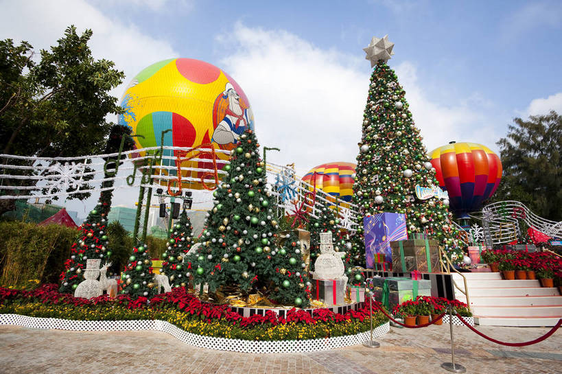 无人,横图,彩色,室外,白天,旅游,度假,名胜古迹,标志建筑,城市,地标,建筑,香港,中国,节日,遗迹,装饰,图片,圣诞树,古迹,文物,娱乐,建设,现代,飞,古建筑,彩球,海洋公园,热气球,地标建筑,享受,休闲,喜庆,旅游胜地,放松,生活方式,都市风光,文明,中国文化,古文明,繁荣,旅行,愉快,bj174