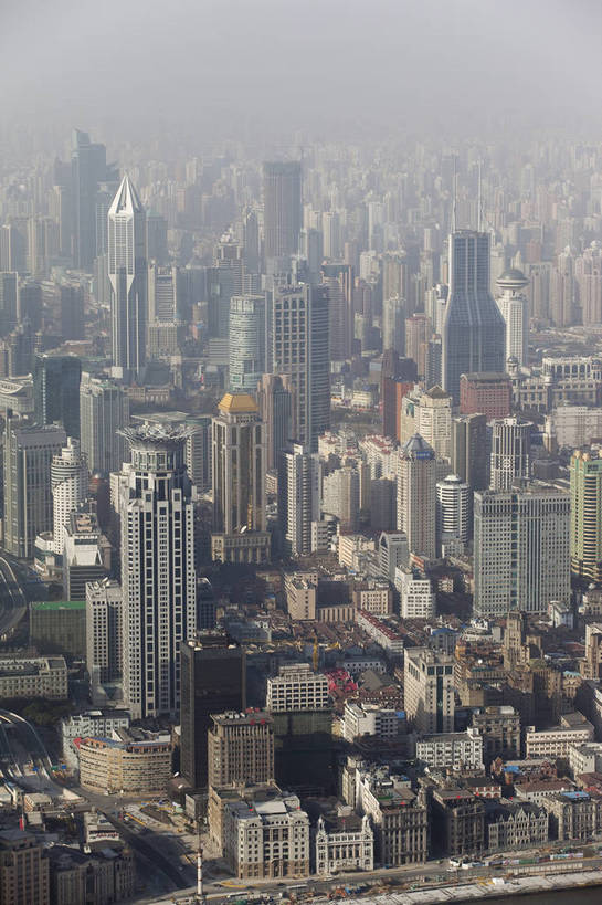 无人,竖图,俯视,彩色,室外,白天,旅游,度假,办公楼,名胜古迹,标志建筑,城市,地标,建筑,上海,中国,遗迹,图片,建筑群,古迹,文物,娱乐,建设,现代,古建筑,黄浦江,现代建筑,地标建筑,外滩,享受,休闲,旅游胜地,摩天大厦,放松,摄影,鸟瞰,都市风光,文明,中国文化,金融中心,浦西,外白渡桥,古文明,繁荣,旅行,bj174