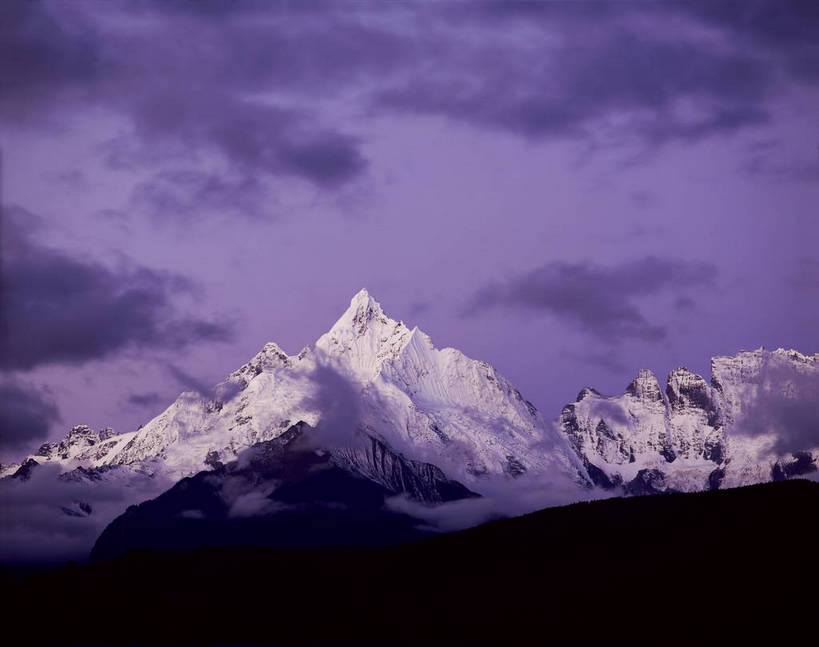 无人,横图,彩色,室外,白天,旅游,度假,美景,名胜古迹,山,雪山,标志建筑,地标,建筑,香格里拉,中国,亚洲,遗迹,图片,高山,山峰,古迹,文物,娱乐,建设,古建筑,迪庆,梅里雪山,云南,风景,天空,自然,享受,休闲,旅游胜地,放松,摄影,地理,风光,宁静,自然风光,古文明,东亚,迪庆藏族自治州,云南省,德钦县,中华人民共和国,西南地区,滇,迪庆州,险峻,雪山太子,bj174