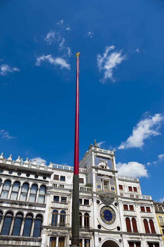 广场,竖图,彩色,室外,白天,旅游,度假,名胜古迹,标志建筑,地标,建筑,意大利,威尼斯,遗迹,图片,建筑群,古典,古迹,文物,娱乐,建设,古建筑,地标建筑,享受,休闲,旅游胜地,放松,摄影,文明,古文明,世界文化遗产,圣马可广场,古代文明,旅行,传统文化,bj174