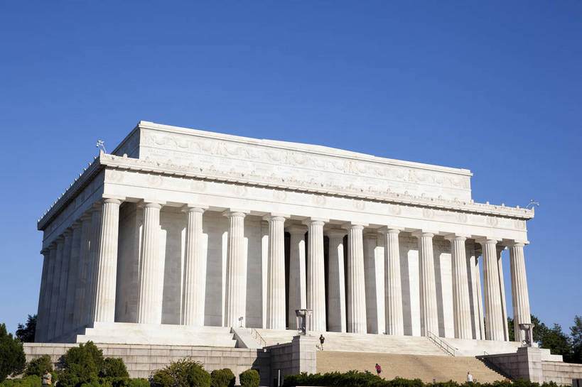 无人,横图,彩色,室外,白天,旅游,度假,草坪,名胜古迹,树林,城市风光,标志建筑,城市,地标,建筑,华盛顿,美国,遗迹,图片,辉煌,古迹,文物,娱乐,建设,古建筑,现代建筑,天空,绿地,地标建筑,享受,休闲,旅游胜地,放松,摄影,纪念堂,文明,林肯纪念堂,古文明,发展,繁荣,旅行,bj174