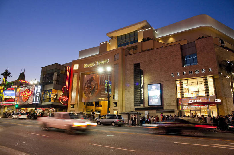 横图,彩色,室外,旅游,美景,城市风光,城市,道路,建筑,街道,路,霓虹灯,夜景,公路,美国,游客,图片,景观,灯光,交通,辉煌,现代建筑,旅游胜地,景色,摄影,风光,文明,发展,洛杉矶,灯火辉煌,繁荣,马路,观光,旅行,bj174