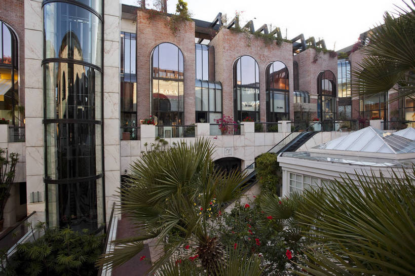 无人,商店,横图,彩色,室外,白天,旅游,美景,城市风光,城市,道路,建筑,街道,路,公路,美国,图片,景观,交通,辉煌,现代建筑,商业街,旅游胜地,景色,摄影,风光,北美,北美洲,文明,加利福尼亚,美洲,发展,加州,洛杉矶,加利福尼亚州,金州,黄金州,北亚美利加洲,亚美利加洲,繁荣,贝弗利山,比华利山,天使之城,马路,旅行,美利坚合众国,bj174