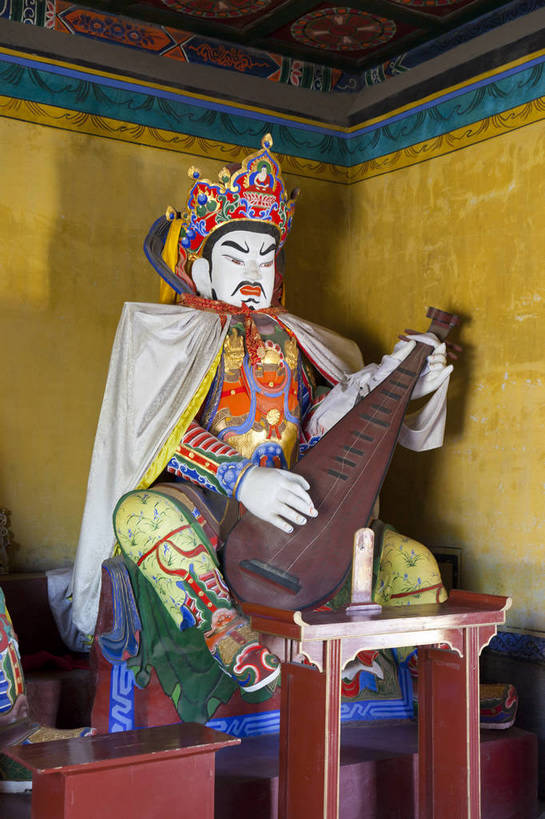 无人,寺庙,竖图,彩色,室内,白天,旅游,度假,名胜古迹,标志建筑,地标,建筑,雕塑,中国,亚洲,遗迹,雕像,图片,古迹,文物,娱乐,建设,古建筑,历史建筑,享受,休闲,旅游胜地,放松,蒙,摄影,宗教,武将,中国文化,古文明,东亚,内蒙古,呼和浩特,首府,中华人民共和国,华北地区,内蒙古自治区,呼和浩特市,玉泉区,旅行,大召寺,传统文化,bj174