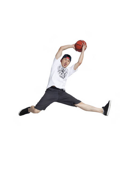 东方人,跳,竖图,彩色,室内,白天,正面,时尚,跳舞,热情,运动,篮球,北京,中国,仅一个人,运球,图片,街头,玩,休闲装,健康,个性,活力,激情,平衡,竖,腾空,摄影,技巧,青春,街舞,酷,嘻哈,弹性,动感,技能,男人,男性,年轻男性,亚洲人,中国人,年轻人,全身,影棚拍摄,愉快,舞蹈,bj174