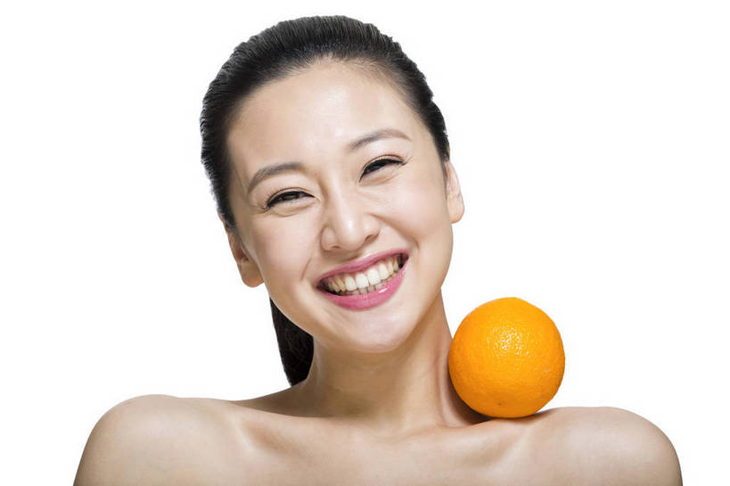 东方人,五官,脸,笑,横图,彩色,室内,特写,白天,留白,抠图,白色背景,正面,美容,时尚,水果,北京,中国,仅一个人,护肤,图片,营养,休闲,表情,成熟,可爱,美女,平衡,自信,摄影,头像,生活方式,精致,青春,优雅,肖像,乐观,年轻女性,女人,女性,亚洲人,中国人,年轻人,面部,橙子,影棚拍摄,愉快,bj174