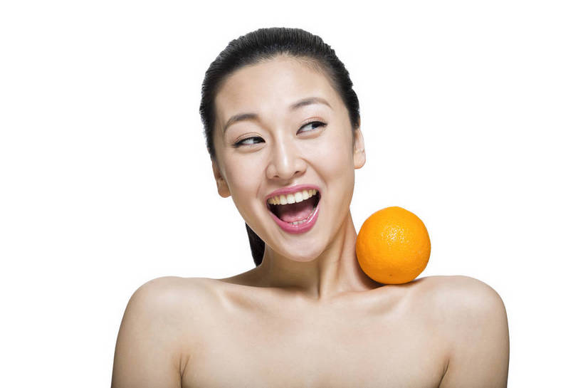 东方人,五官,脸,笑,横图,彩色,室内,特写,白天,留白,抠图,白色背景,正面,美容,时尚,水果,北京,中国,仅一个人,护肤,图片,营养,休闲,表情,成熟,可爱,美女,平衡,自信,摄影,头像,生活方式,精致,青春,优雅,肖像,乐观,年轻女性,女人,女性,亚洲人,中国人,年轻人,面部,橙子,影棚拍摄,愉快,bj174