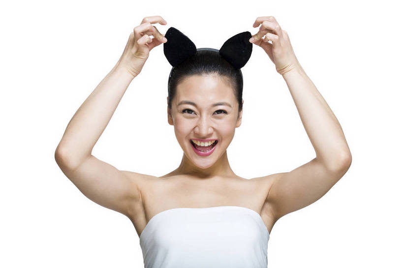 东方人,五官,脸,笑,横图,彩色,室内,特写,白天,留白,抠图,白色背景,正面,美容,时尚,北京,中国,仅一个人,护肤,头饰,图片,休闲,表情,成熟,可爱,美女,自信,摄影,生活方式,精致,青春,优雅,兔耳朵,乐观,年轻女性,女人,女性,亚洲人,中国人,年轻人,面部,半身,影棚拍摄,愉快,bj174