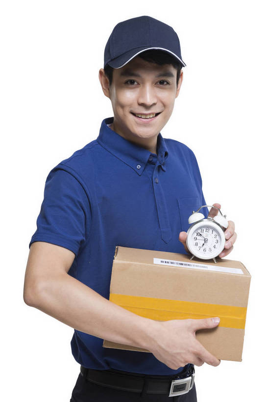 东方人,成年人,一个人,站,微笑,竖图,彩色,室内,白天,留白,抠图,白色背景,工作服,制服,满意,幸福,骄傲,安全,信心,科技,帽子,闹钟,北京,中国,亚洲,工作,时间,棒球帽,包裹,图片,邮件,纸盒,防护,年轻,速度,计时,黄种人,现代,盒子,快递员,行业,职业,健康,表,便捷,活力,自信,服务,工业,运输,摄影,抱着,保护,效率,货运,保险,专业,快递,送货,单人,东亚,物流,保全,周全,安稳,安定,可靠,乐观,责任,产业,单独,平安,认真,男人,男性,年轻男性,亚洲人,中国人,年轻人,半身,影棚拍摄,商业,服务业,递送,bj174