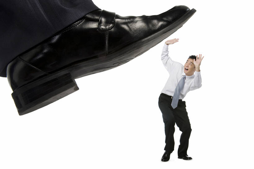 东方人,成年人,两个人,同事,商务人士,商务男性,举,横图,特写,留白,抠图,白色背景,衬衫,西装,商务,成功,残酷,合作,团队,集体,信心,技术,鞋子,中国,套装,正装,冲突,小的,领带,队伍,托,站着,职业,比较,压力,摄影,技巧,害怕,惊奇,幽默,动作,领导,恐怖,忧虑,成就,踏,手艺,商务装,问题,情绪,反差,合伙,领袖,足,工薪阶层,东亚,一套,技能,技艺,想法,欺凌,暴虐,残暴,惨酷,危险,严酷,男人,男性,年轻男性,亚洲人,中国人,年轻人,白领,上班族,举起,举手,举着,向上举,向上伸,向上托,彩图,影棚拍摄,衬衣,妙技,办公室职员,本领,bj175