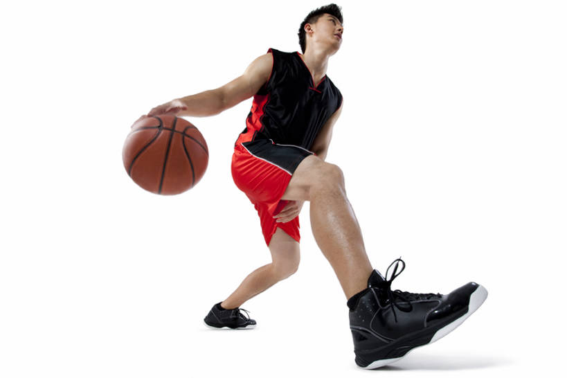 东方人,健壮,一个人,运动员,蹲,横图,室内,白色背景,仰视,运动服,锻炼,快乐,比赛,运动,竞争,篮球,中国,亚洲,训练,篮球运动员,娱乐,球,休闲,健康,摄影,影棚,张开双腿,专心,敏捷,体育运动,摄影棚,决心,东亚,展开双腿,体育活动,体育,年轻男性,亚洲人,中国人,年轻人,彩图,低角度拍摄,全身,影棚拍摄,健身,拍摄,伸展双腿,盘球,bj175