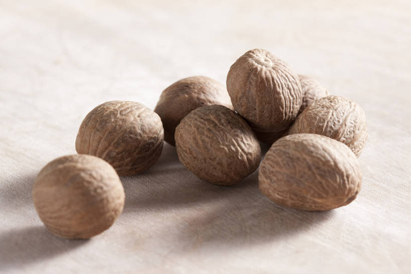 无人,横图,留白,静物,中国,亚洲,准备,堆叠,干燥,材料,调料,香料,食品,草药,药草,调味品,饮食,健康,摄影,肉豆蔻,中医,东亚,彩图,影棚拍摄,成分,bj175