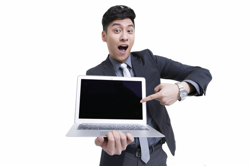 东方人,成年人,中年人,一个人,商务人士,商务男性,笑,微笑,露齿笑,横图,留白,抠图,白色背景,正面,衬衫,西装,商务,时尚,快乐,兴奋,幸福,热情,成功,信心,笔记本电脑,技术,北京,中国,亚洲,仅一个男性,仅一个人,仅一个中年男性,握,套装,正装,欢呼,屏幕,领带,注视,现代,刺激,观察,看,站着,张嘴,职业,独立,表情,活力,乐趣,握着,摄影,介绍,观看,幽默,察看,便利,指着,享乐,变形,关注,肖像,出示,商务装,张大嘴巴,工薪阶层,东亚,一套,无线电技术,计算机,男人,男性,中年男性,亚洲人,中国人,白领,上班族,张开嘴,半身,彩图,影棚拍摄,衬衣,欢乐,建议,办公室职员,广角,市场营销,bj175
