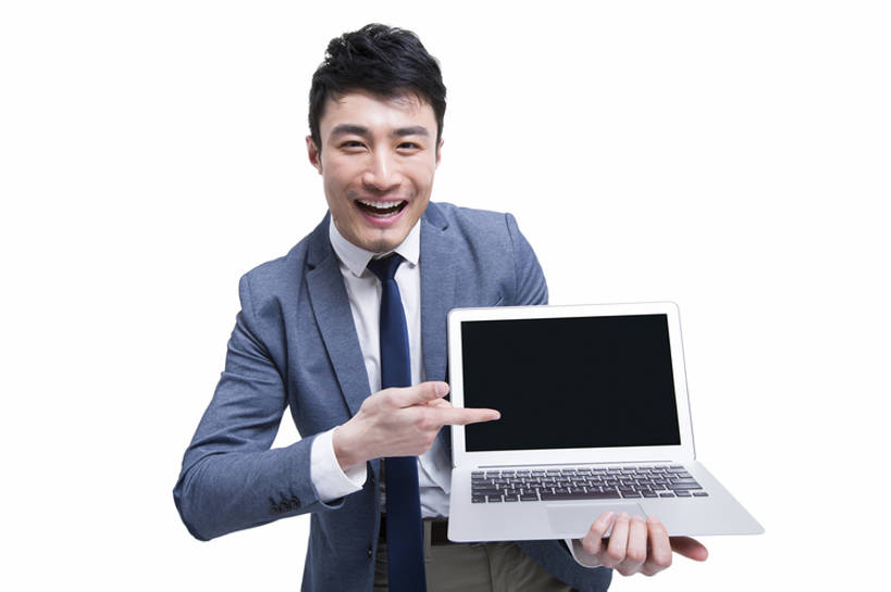 东方人,成年人,一个人,商务人士,商务男性,笑,微笑,露齿笑,横图,留白,抠图,白色背景,正面,衬衫,西装,商务,时尚,快乐,兴奋,幸福,热情,成功,信心,笔记本电脑,技术,北京,中国,亚洲,仅一个男性,仅一个人,握,套装,正装,屏幕,领带,注视,现代,刺激,仅一个年轻男性,观察,看,站着,职业,独立,表情,活力,乐趣,握着,摄影,介绍,观看,幽默,察看,便利,指着,享乐,变形,关注,肖像,出示,商务装,工薪阶层,东亚,一套,无线电技术,计算机,男人,男性,年轻男性,亚洲人,中国人,年轻人,白领,上班族,半身,彩图,影棚拍摄,衬衣,欢乐,建议,办公室职员,韩版,广角,市场营销,bj175