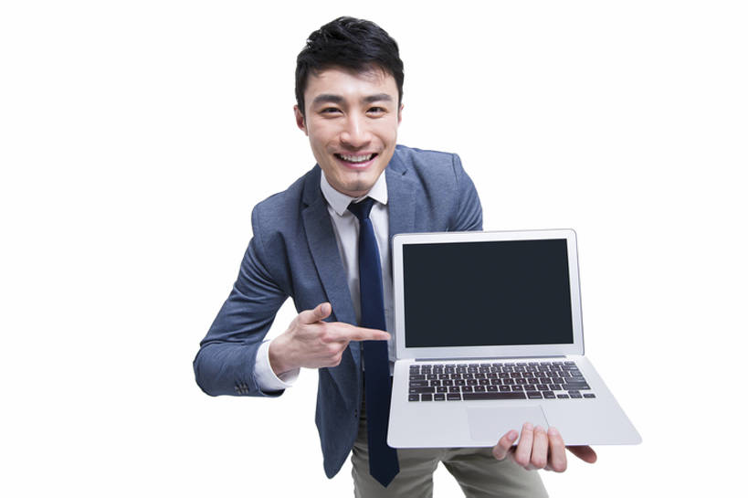 东方人,成年人,一个人,商务人士,商务男性,笑,微笑,露齿笑,横图,留白,抠图,白色背景,正面,衬衫,西装,商务,时尚,快乐,兴奋,幸福,热情,成功,信心,笔记本电脑,技术,北京,中国,亚洲,仅一个男性,仅一个人,握,套装,正装,屏幕,领带,注视,现代,刺激,仅一个年轻男性,观察,看,站着,职业,独立,表情,活力,乐趣,握着,摄影,介绍,观看,幽默,察看,便利,指着,享乐,变形,关注,肖像,出示,商务装,工薪阶层,东亚,一套,无线电技术,计算机,男人,男性,年轻男性,亚洲人,中国人,年轻人,白领,上班族,彩图,影棚拍摄,衬衣,欢乐,建议,办公室职员,韩版,广角,市场营销,bj175