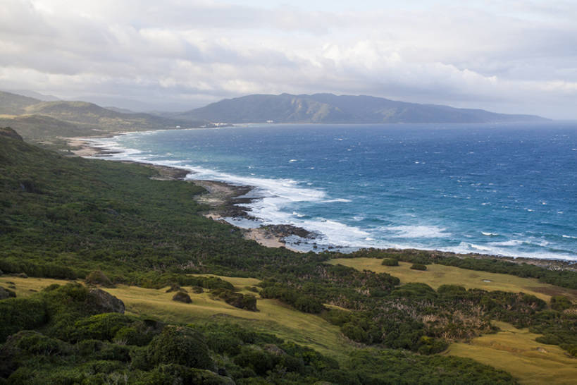 无人,公园,横图,室外,白天,旅游,度假,海洋,美景,水,台湾,中国,亚洲,反射,岛,地平线,海岸线,景观,水边,水面,水平线,云,苔藓,娱乐,草,蓝色,绿色,风景,天空,自然,享受,休闲,景色,放松,摄影,宁静,环境,生态,国家公园,自然风光,海景,东亚,台南,自然保护区,自然地理,暗礁,彩图,旅行,恒春半岛,广角,垦丁,bj175