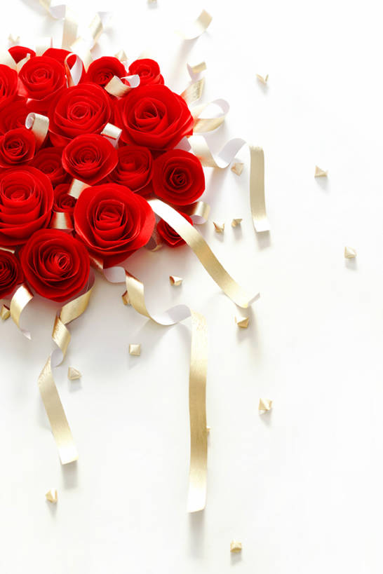 无人,竖图,特写,留白,抠图,白色背景,婚礼,快乐,幸福,运气,热情,玫瑰,静物,礼物,情人节,许多,庆祝,弯曲,艺术,装饰,盛开,鲜艳,缠绕,纸,缎带,很多,结婚,浪漫,祝福,花蕾,花,花瓣,花朵,鲜花,红色,纸花,纸制品,花束,花苞,花蕊,一束,喜庆,摄影,纪念,光滑,创造力,高雅,优美,清新,细腻,平滑,式样,想法,美术工艺,设计,彩图,影棚拍摄,爱,高兴,立体图形,金子,bj175