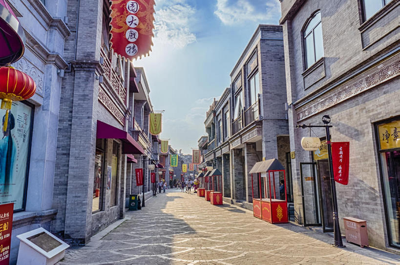 商店,横图,室外,白天,旅游,名胜古迹,街道,北京,中国,亚洲,行人,游客,游人,路人,旅客,建造,东亚,过客,观光,前门大街,bj175