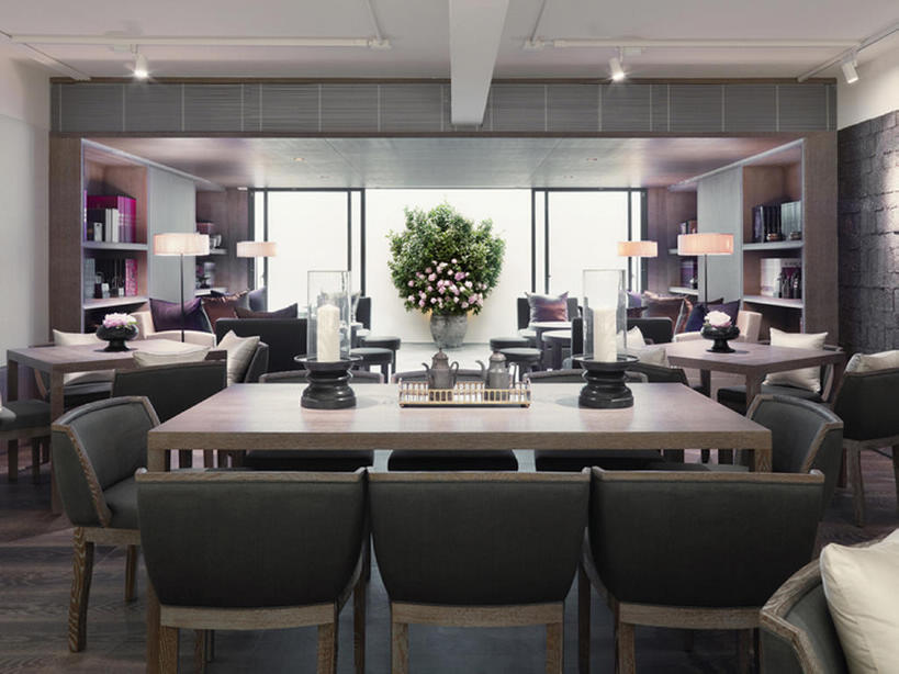 无人,横图,室内,时尚,消费,餐桌,桌子,建筑,椅子,台湾,一排,整齐,装饰,饭厅,干净,现代,布置,建筑物,排列,装饰物,零售,摄影,风格,队列,华贵,台北,陈列室,设计,彩图,餐馆,当代,bj175